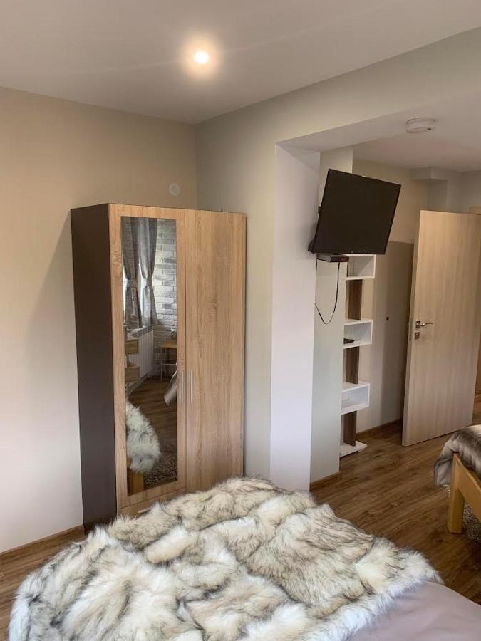 House Proctor Apartment Stoykite ภายนอก รูปภาพ