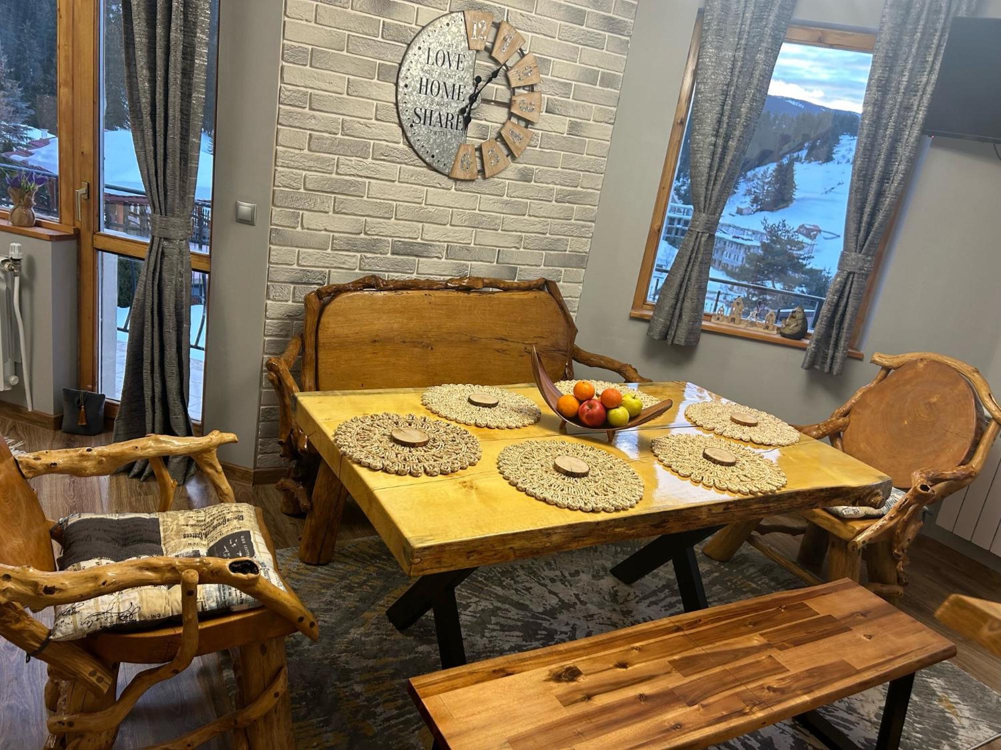 House Proctor Apartment Stoykite ภายนอก รูปภาพ