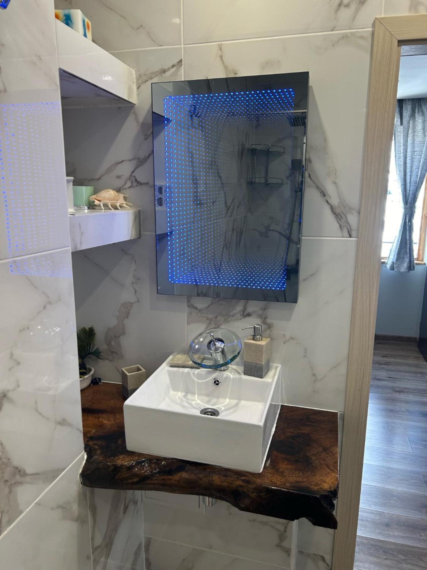 House Proctor Apartment Stoykite ภายนอก รูปภาพ