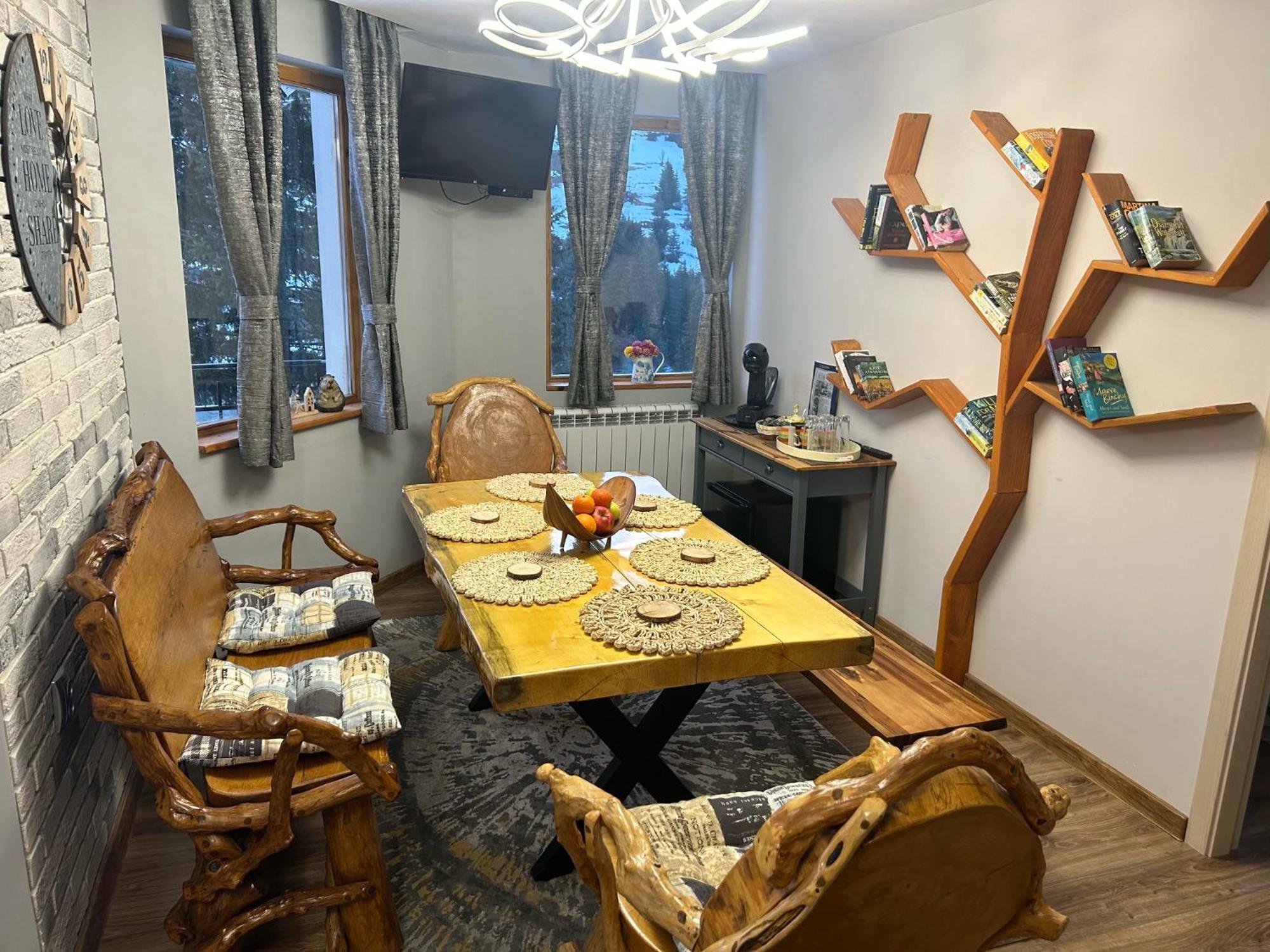 House Proctor Apartment Stoykite ภายนอก รูปภาพ