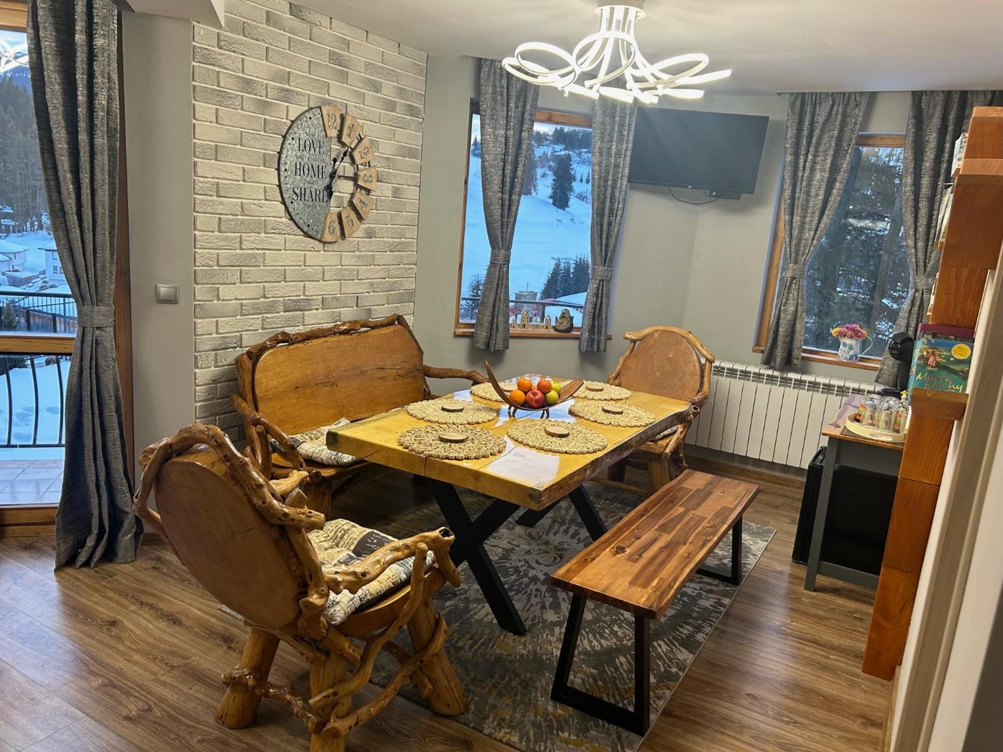 House Proctor Apartment Stoykite ภายนอก รูปภาพ